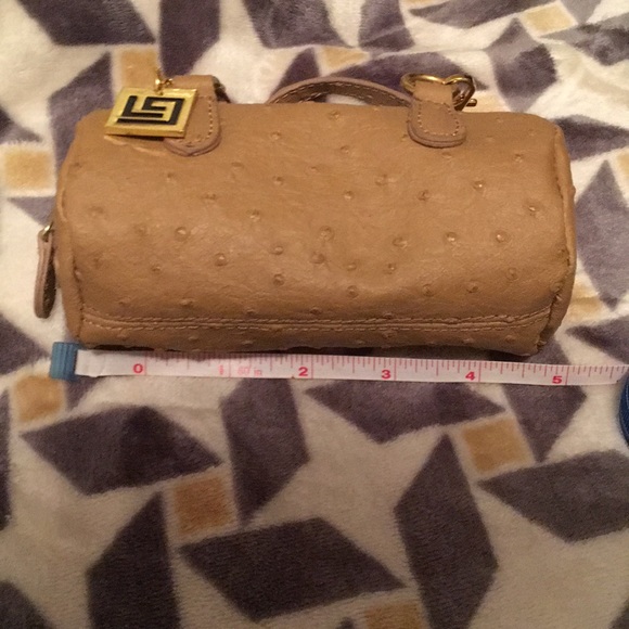 Coin purse/Wristlet - Picture 4 of 5
